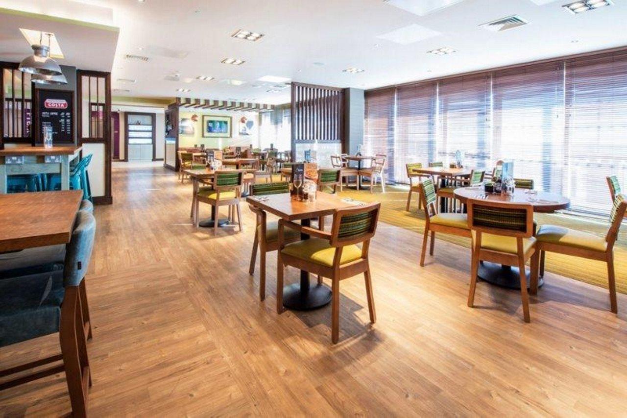 Premier Inn Worthing Seafront Bagian luar foto